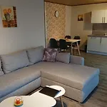 Goenen 아파트